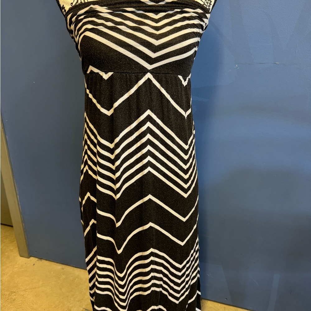 Design History Black and White Strapless Dress